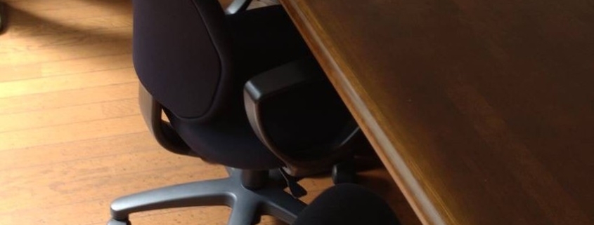 会議用テーブル・オフィスチェア