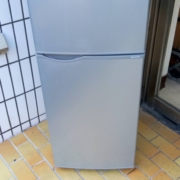 冷蔵庫（シャープ）