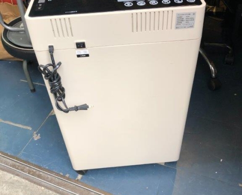 アイリスオーヤマ製の家庭用シュレッダー
