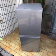 アクア製の冷蔵庫「AQR-13K」