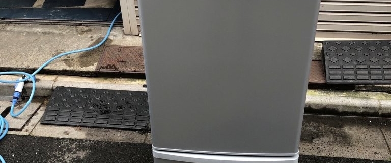 パナソニック製の2ドア冷蔵庫「NR-B148W-S」